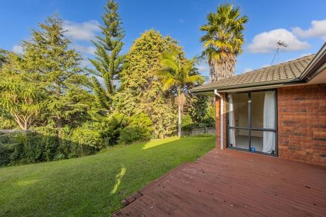 Photo of property in 11 Fresil Lane, Massey, Auckland, 0614