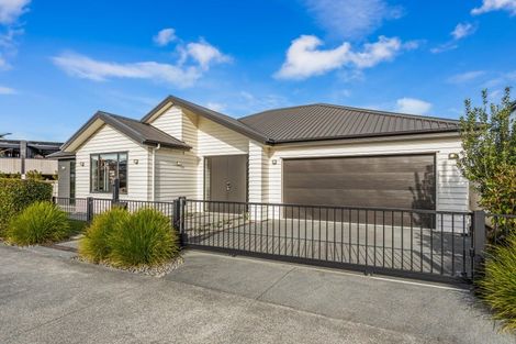 Photo of property in 3 Keel Street, Long Bay, Auckland, 0630