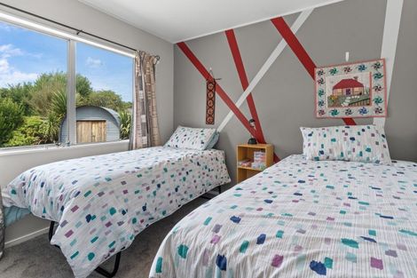 Photo of property in 4 Baillie Crescent, Carterton, 5713