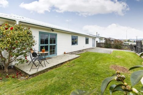 Photo of property in 94 Roberts Line, Kelvin Grove, Palmerston North, 4414