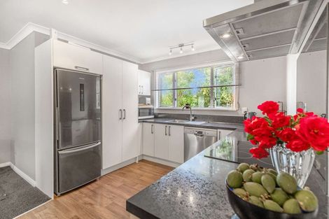 Photo of property in 21 Moore Avenue, Tawhero, Whanganui, 4501