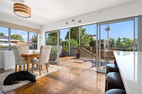 Photo of property in 19 Alberta Road, Glen Avon, New Plymouth, 4312