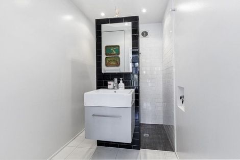 Photo of property in 9 Aranui Street, Miramar, Wellington, 6022