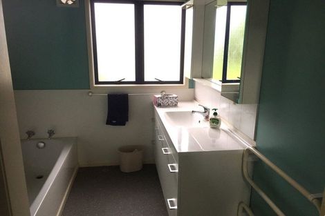 Photo of property in 1 Claude Street, Mangawhai Heads, Mangawhai, 0505