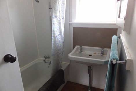 Photo of property in 14 Ballantyne Avenue, Upper Riccarton, Christchurch, 8041