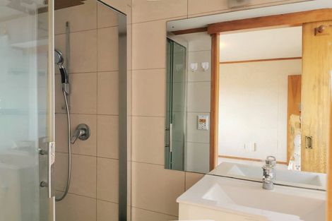 Photo of property in 2/9 Billabong Place, Botany Downs, Auckland, 2010