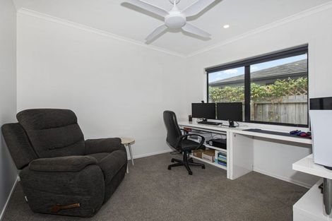 Photo of property in 98 Wairau Drive, Tikipunga, Whangarei, 0112