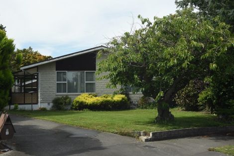 Photo of property in 11 Glenavon Place, Ilam, Christchurch, 8041