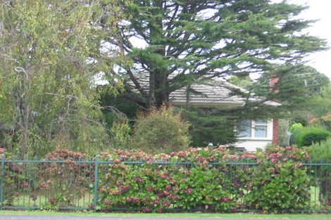 Photo of property in 3 Archlynn Road, Kelston, Auckland, 0602
