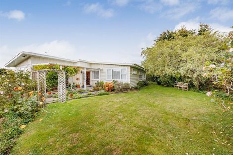 Photo of property in 6 Dalrymple Place, Marton, 4710