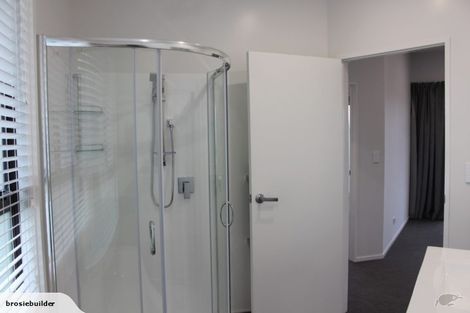 Photo of property in 3 Rowena Crescent, Motuoapa, 3382