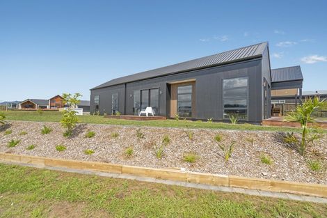 Photo of property in 9 Awatea Drive, Whitianga, 3510