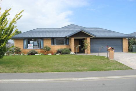 Photo of property in 4 Gainsborough Court, Rolleston, 7614