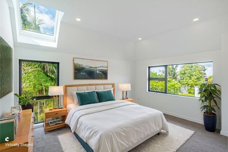 Photo of property in 71c Seaview Road, Castor Bay, Auckland, 0620