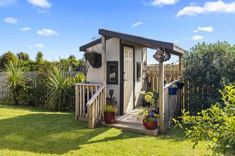 Photo of property in 14 Cathcart Close, Pukekohe, 2120