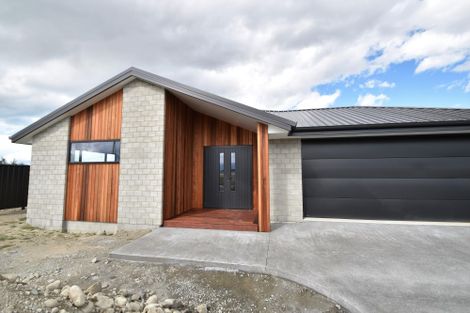 Photo of property in 25 Lakeland Avenue, Twizel, 7901