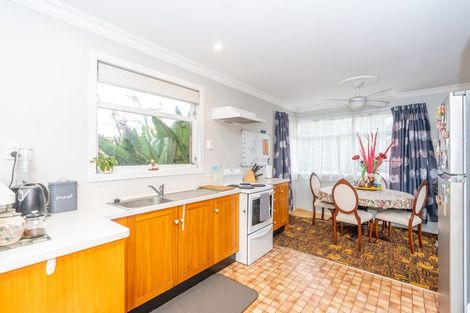 Photo of property in 35 Pulham Crescent, Queenwood, Hamilton, 3210