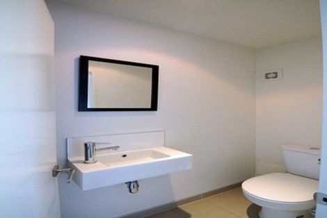 Photo of property in 9/20 North Avon Road, Richmond, Christchurch, 8013