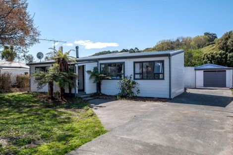 Photo of property in 12 Hooper Street, Tamarau, Gisborne, 4010