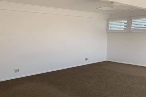 Photo of property in 3/252 Hurstmere Road, Takapuna, Auckland, 0622