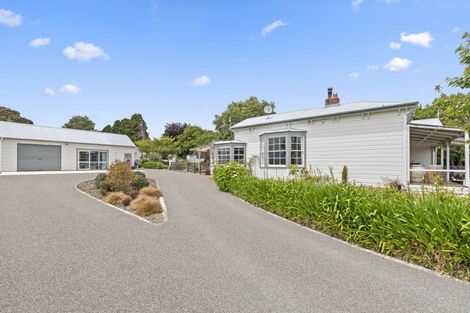 Photo of property in 2778 Kimbolton Road, Kimbolton, Feilding, 4777