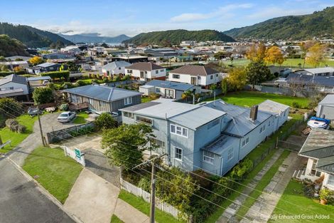 Photo of property in 6 Durham Street, Picton, 7220