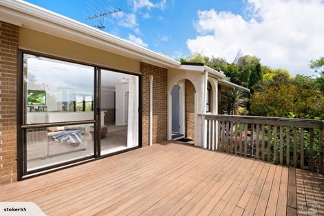 Photo of property in 2/56 Oaktree Avenue, Browns Bay, Auckland, 0630