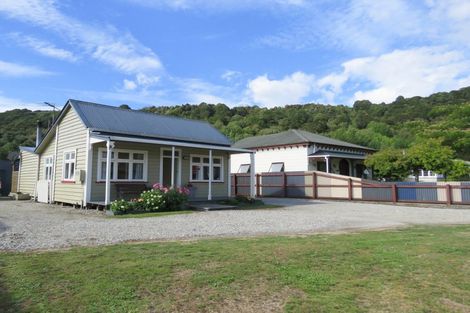 Photo of property in 6 Herald Street, Reefton, 7830