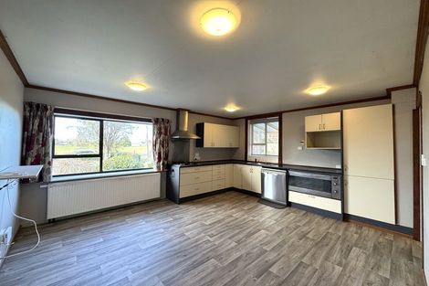 Photo of property in 17 Side Street, Clinton, 9534