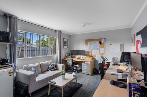 Photo of property in 2 Cargill Place, Richmond, Christchurch, 8013