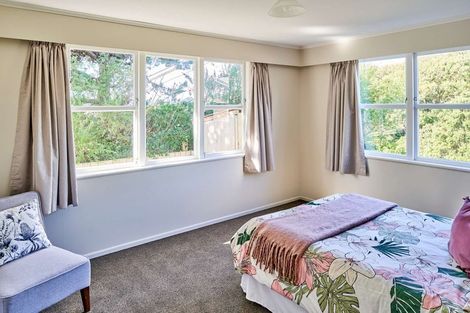 Photo of property in 22 Angell Street, Johnsonville, Wellington, 6037