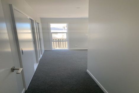 Photo of property in 35 Karearea Avenue, Kenepuru, Porirua, 5022