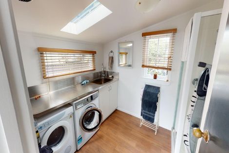 Photo of property in 24 Brassey Road, Saint Johns Hill, Whanganui, 4500