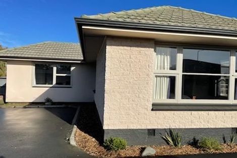 Photo of property in 701 Main South Road, Islington, Christchurch, 8042