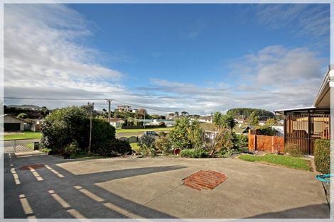 Photo of property in 12 Reeve Street, Foxton, 4814