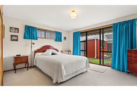 Photo of property in 2/4 Limburg Lane, Spreydon, Christchurch, 8024