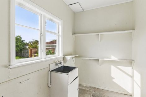 Photo of property in 18 Hannan Street, Levin, 5510