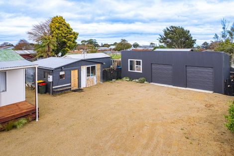 Photo of property in 51 Hussey Street, Waverley, 4510