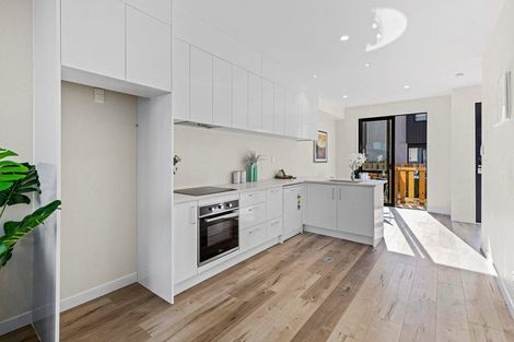 Photo of property in 7/86 Fred Taylor Drive, Westgate, Auckland, 0814