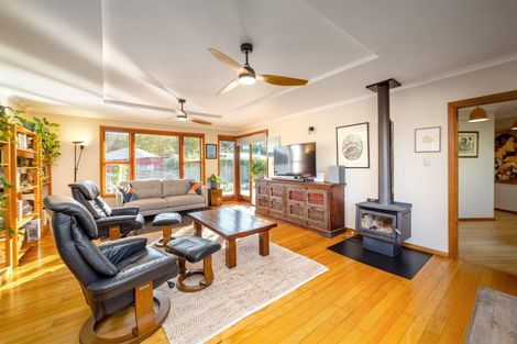 Photo of property in 9 Card Crescent, Featherston, 5710