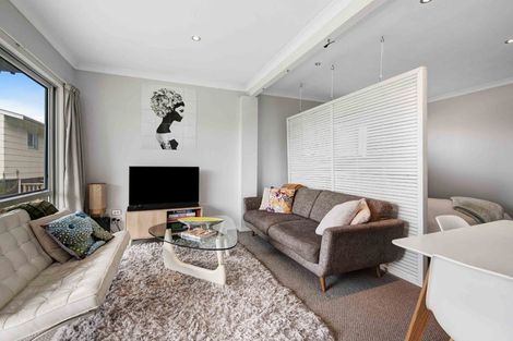 Photo of property in 71 Mckenzie Avenue, Arkles Bay, Whangaparaoa, 0932