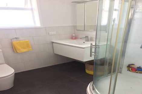 Photo of property in 1/97 Beresford Street, Bayswater, Auckland, 0622