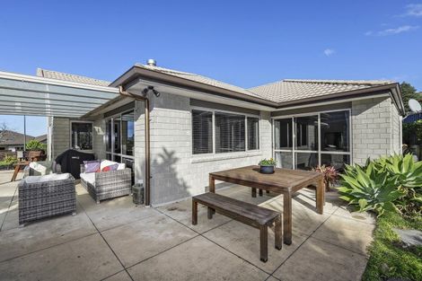 Photo of property in 3 Flers Place, Taradale, Napier, 4112