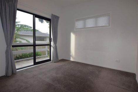 Photo of property in 543 Swanson Road, Ranui, Auckland, 0612