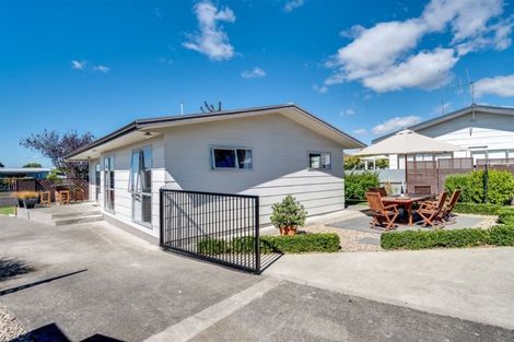 Photo of property in 28 Tait Drive, Greenmeadows, Napier, 4112