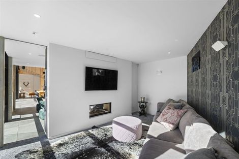 Photo of property in 9 Walnut Avenue, Strowan, Christchurch, 8052