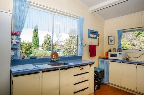 Photo of property in 7 Ruahine Street, Dannevirke, 4930