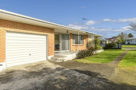 Photo of property in 5a Laing Place, Otumoetai, Tauranga, 3110