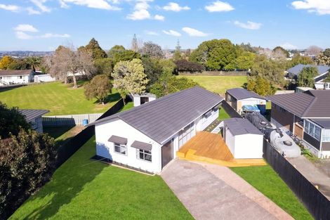 Photo of property in 7 Damian Way, Weymouth, Auckland, 2103
