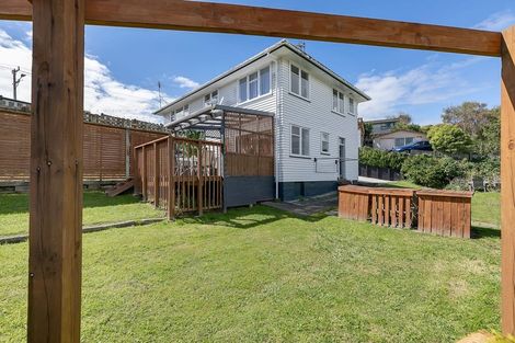 Photo of property in 70 Champion Street, Cannons Creek, Porirua, 5024